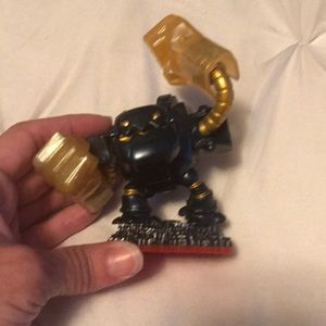 Legendary Jawbreaker Skylanders character